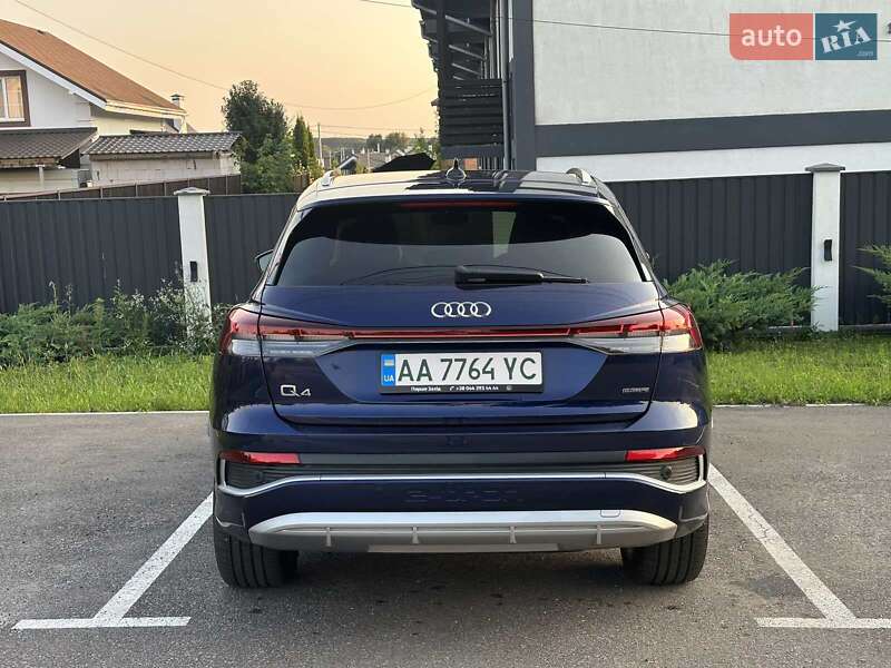 Внедорожник / Кроссовер Audi Q4 e-tron 2023 в Киеве