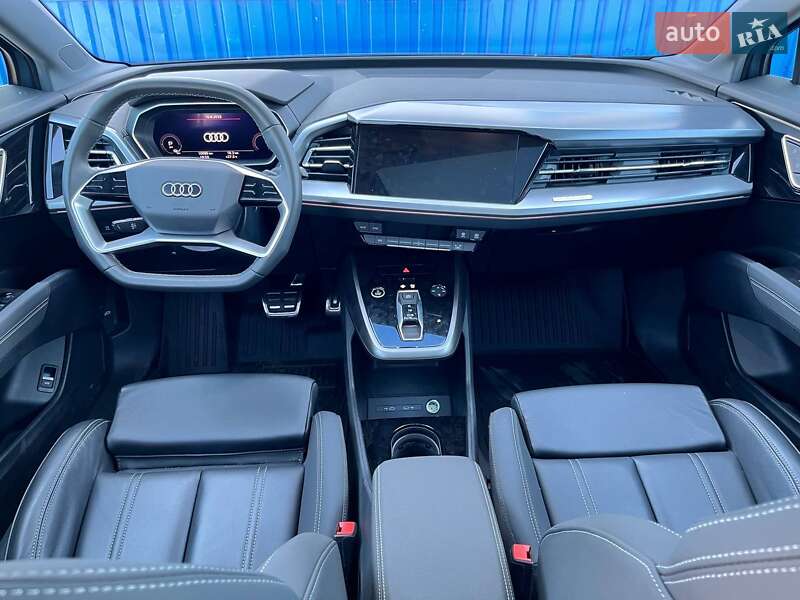 Внедорожник / Кроссовер Audi Q4 e-tron 2023 в Киеве