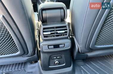 Внедорожник / Кроссовер Audi Q4 e-tron 2024 в 