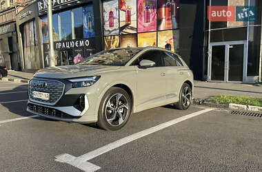 Audi Q4 e-tron 2024