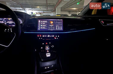Внедорожник / Кроссовер Audi Q4 e-tron 2024 в 