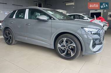 Внедорожник / Кроссовер Audi Q4 e-tron 2025 в 
