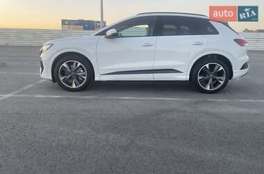 Audi Q4 e-tron 2024