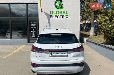 Внедорожник / Кроссовер Audi Q4 e-tron 2023 в 