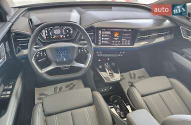 Внедорожник / Кроссовер Audi Q4 e-tron 2025 в 