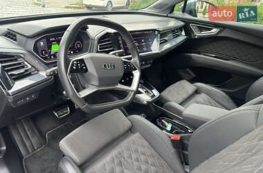 Внедорожник / Кроссовер Audi Q4 e-tron 2023 в 
