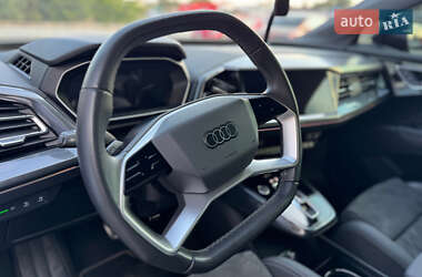 Внедорожник / Кроссовер Audi Q4 e-tron 2023 в 