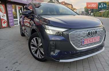 Позашляховик / Кросовер Audi Q4 e-tron 2021 в 