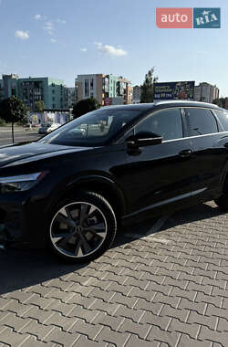 Позашляховик / Кросовер Audi Q4 e-tron 2021 в Києві