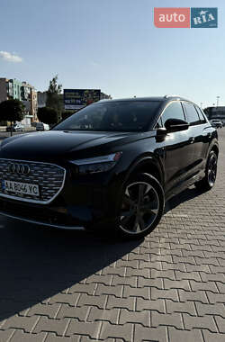 Audi Q4 e-tron 2021 Audi Q4 e-tron 2021