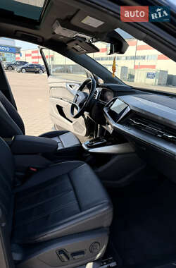 Внедорожник / Кроссовер Audi Q4 e-tron 2021 в Киеве