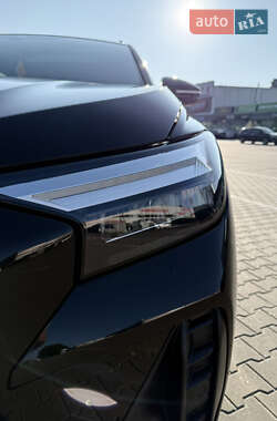 Внедорожник / Кроссовер Audi Q4 e-tron 2021 в Киеве