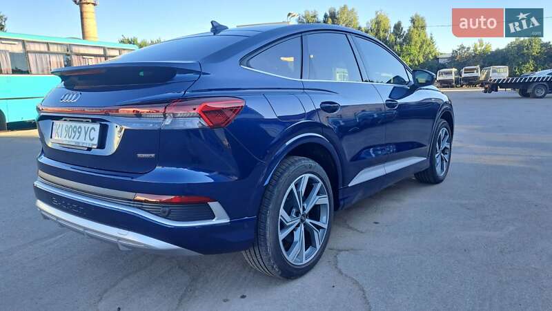 Позашляховик / Кросовер Audi Q4 e-tron 2023 в Борисполі