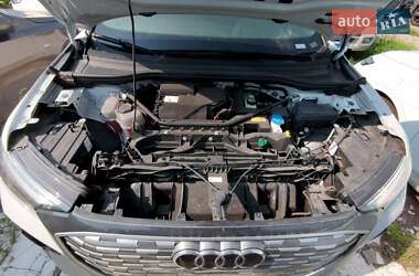 Внедорожник / Кроссовер Audi Q4 e-tron 2024 в 