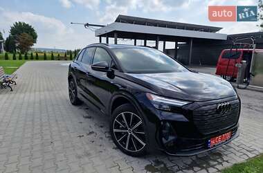 Позашляховик / Кросовер Audi Q4 e-tron 2022 в 