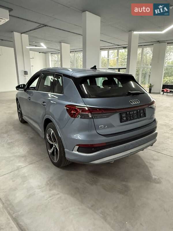 Внедорожник / Кроссовер Audi Q4 e-tron 2024 в Черновцах