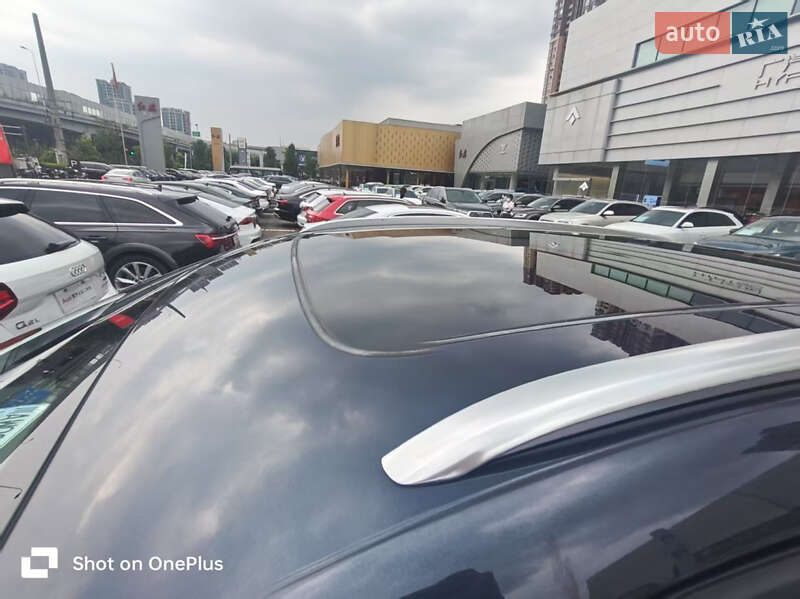 Внедорожник / Кроссовер Audi Q4 e-tron 2024 в Киеве