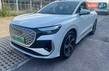 Внедорожник / Кроссовер Audi Q4 e-tron 2023 в 