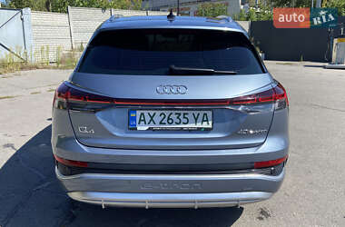 Внедорожник / Кроссовер Audi Q4 e-tron 2023 в 