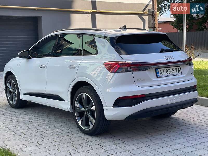 Позашляховик / Кросовер Audi Q4 e-tron 2023 в Івано-Франківську