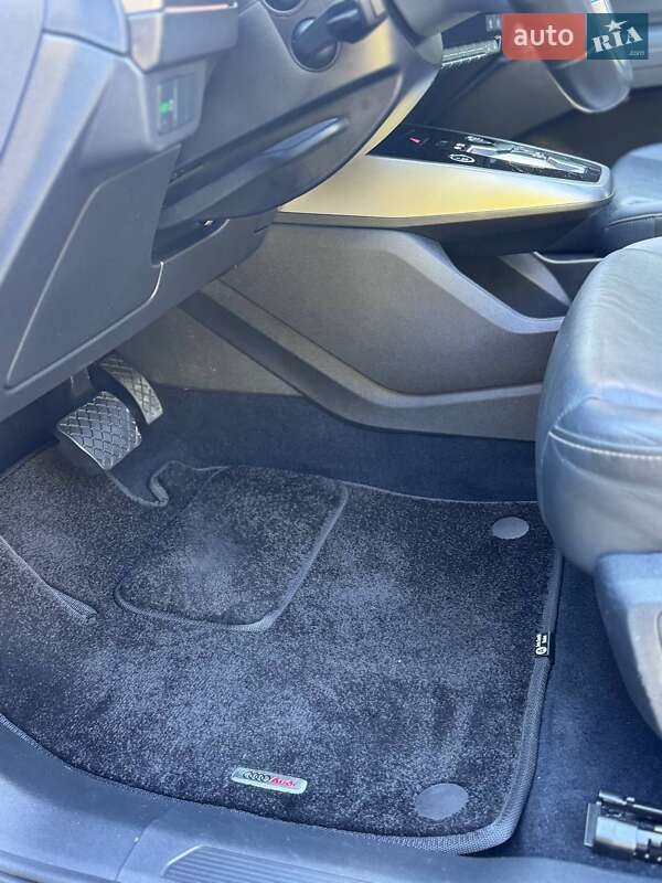 Позашляховик / Кросовер Audi Q4 e-tron 2022 в Дрогобичі