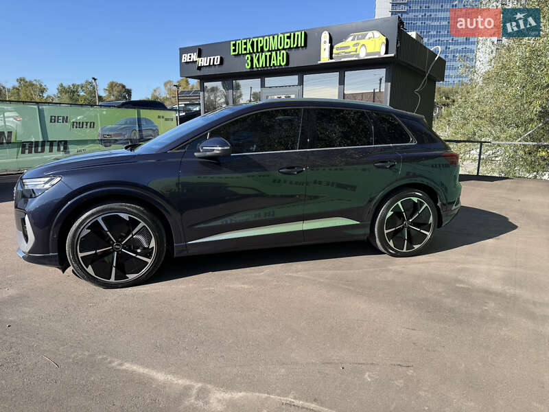 Внедорожник / Кроссовер Audi Q4 e-tron 2023 в Киеве