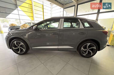Позашляховик / Кросовер Audi Q4 e-tron 2025 в 