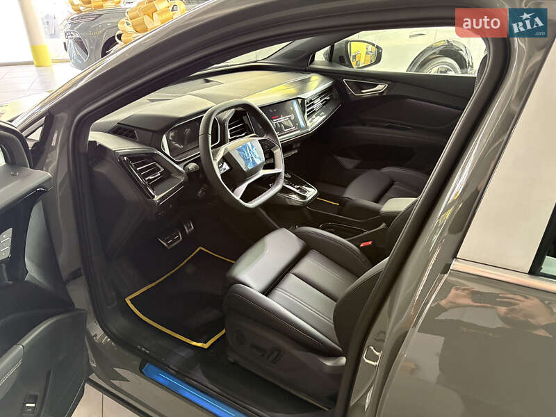 Позашляховик / Кросовер Audi Q4 e-tron 2025 в Полтаві