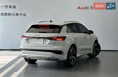 Внедорожник / Кроссовер Audi Q4 e-tron 2023 в 