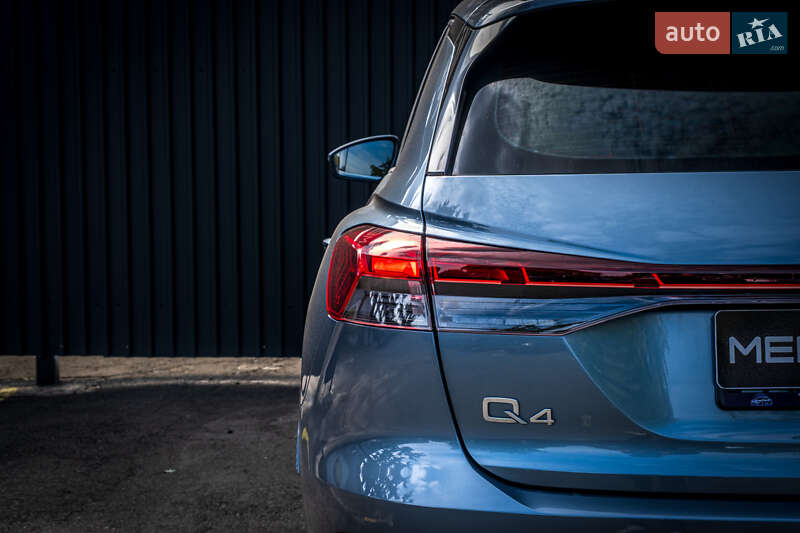 Внедорожник / Кроссовер Audi Q4 e-tron 2024 в Киеве