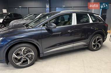 Внедорожник / Кроссовер Audi Q4 e-tron 2025 в 