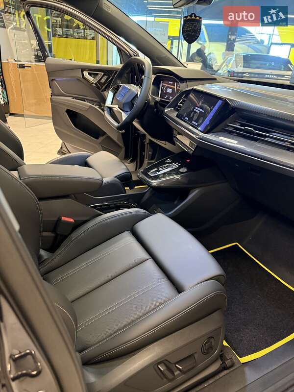 Позашляховик / Кросовер Audi Q4 e-tron 2025 в Львові