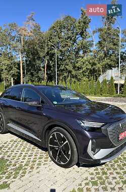 Внедорожник / Кроссовер Audi Q4 e-tron 2021 в 