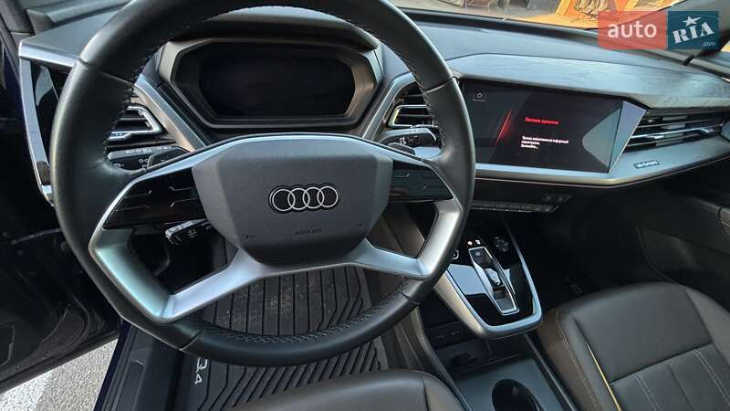 Позашляховик / Кросовер Audi Q4 e-tron 2023 в Кривому Розі