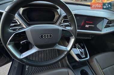 Внедорожник / Кроссовер Audi Q4 e-tron 2023 в 