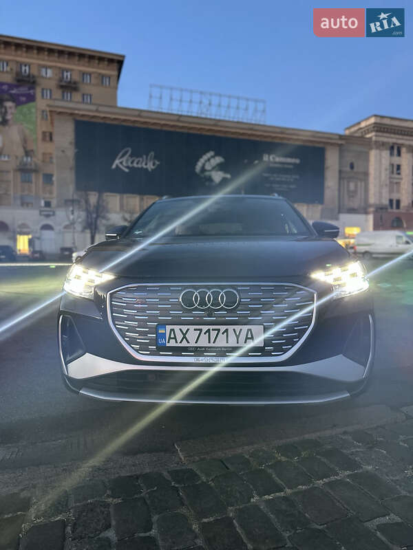 Внедорожник / Кроссовер Audi Q4 e-tron 2021 в Харькове