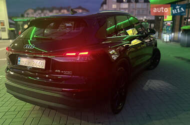 Позашляховик / Кросовер Audi Q4 e-tron 2025 в 