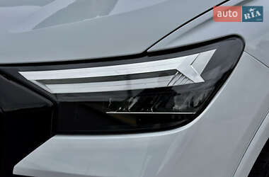 Внедорожник / Кроссовер Audi Q4 e-tron 2023 в 
