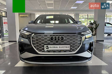 Внедорожник / Кроссовер Audi Q4 e-tron 2024 в 