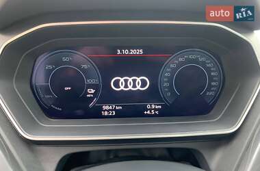 Позашляховик / Кросовер Audi Q4 e-tron 2023 в 