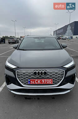 Позашляховик / Кросовер Audi Q4 e-tron 2022 в Львові