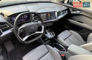 Внедорожник / Кроссовер Audi Q4 e-tron 2023 в 