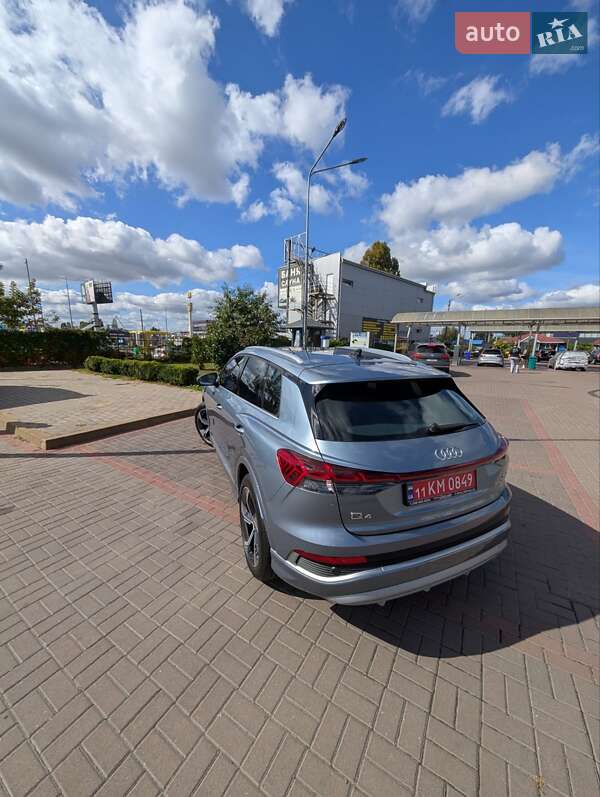 Позашляховик / Кросовер Audi Q4 e-tron 2024 в Києві