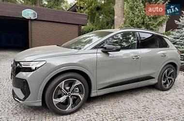 Внедорожник / Кроссовер Audi Q4 e-tron 2025 в 