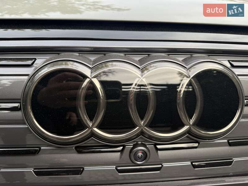 Позашляховик / Кросовер Audi Q4 e-tron 2025 в Харкові