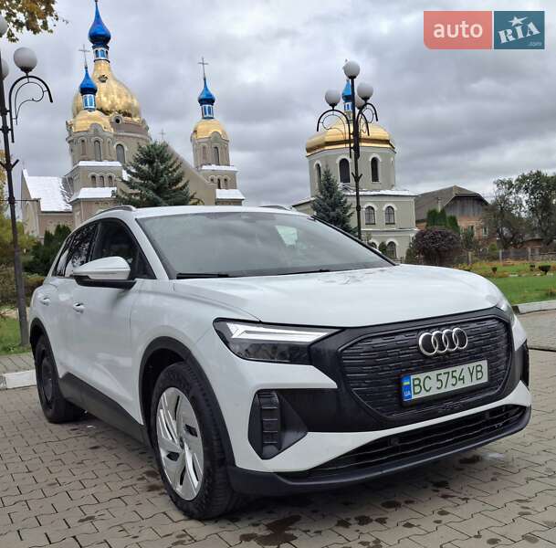 Audi Q4 e-tron 2023