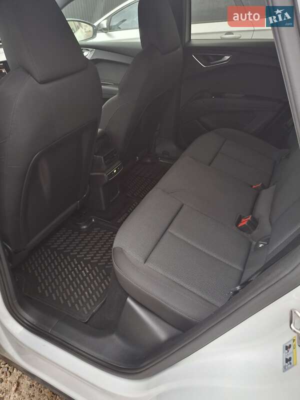 Позашляховик / Кросовер Audi Q4 e-tron 2023 в Болехові фото 9 Позашляховик / Кросовер Audi Q4 e-tron 2023 в Болехові