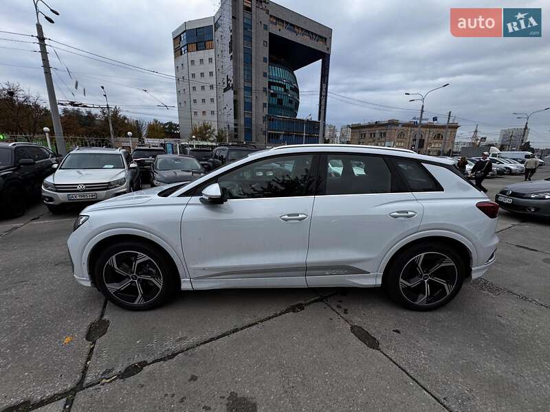 Позашляховик / Кросовер Audi Q4 e-tron 2023 в Харкові