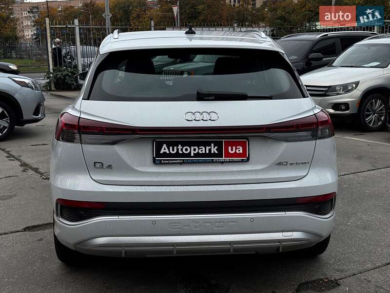 Позашляховик / Кросовер Audi Q4 e-tron 2023 в Харкові