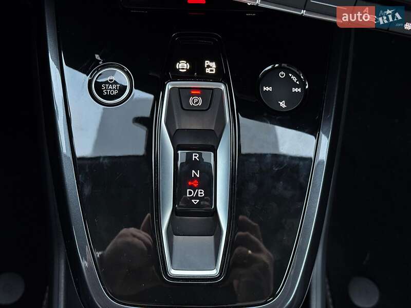Позашляховик / Кросовер Audi Q4 e-tron 2023 в Харкові